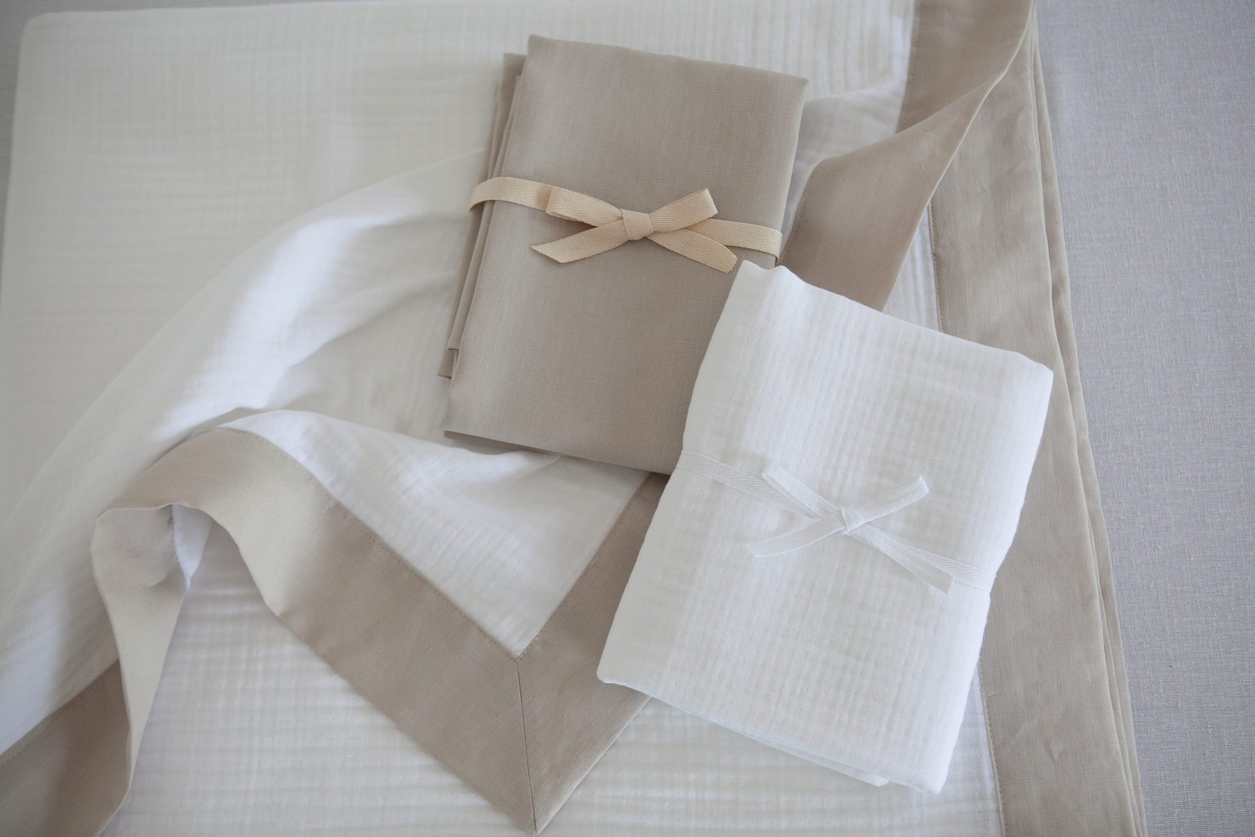 Vizon Renkli Bordürlü Müslin Pike