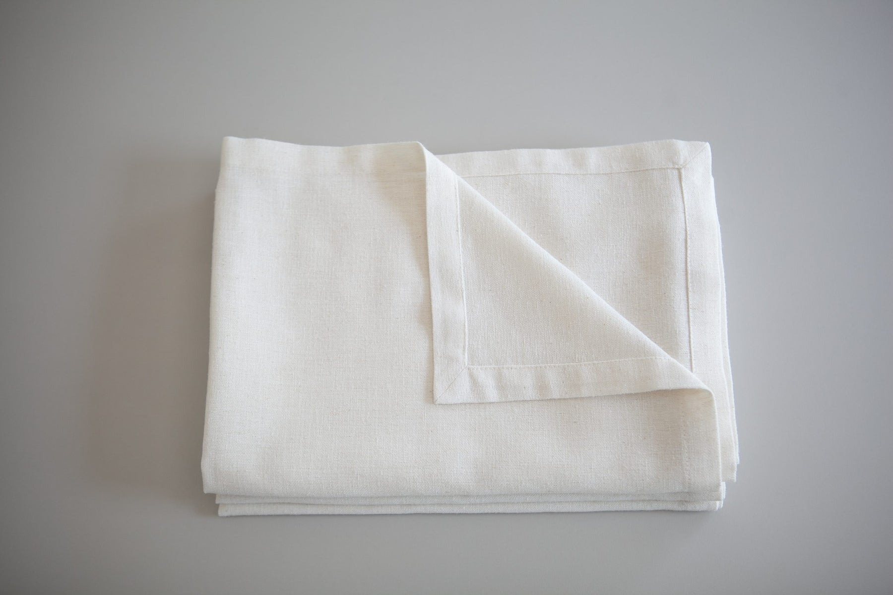 Krem Keten Masa Örtüsü 1.40x2.40