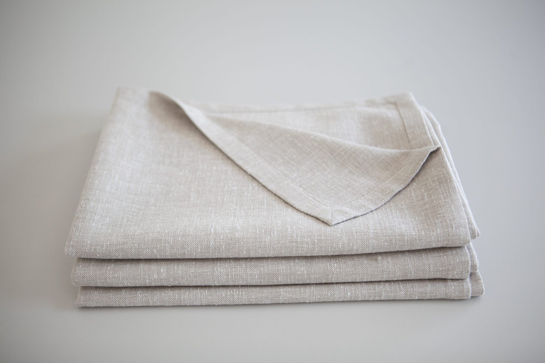 Keten Dokulu Vizon Masa Örtüsü 1.40x2.40