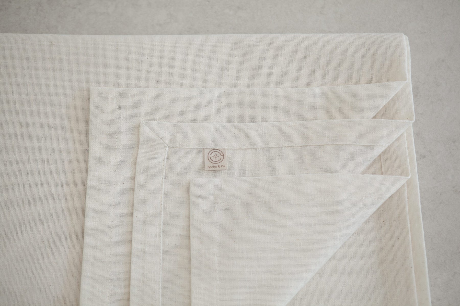 Krem Keten Masa Örtüsü 1.40x2.40