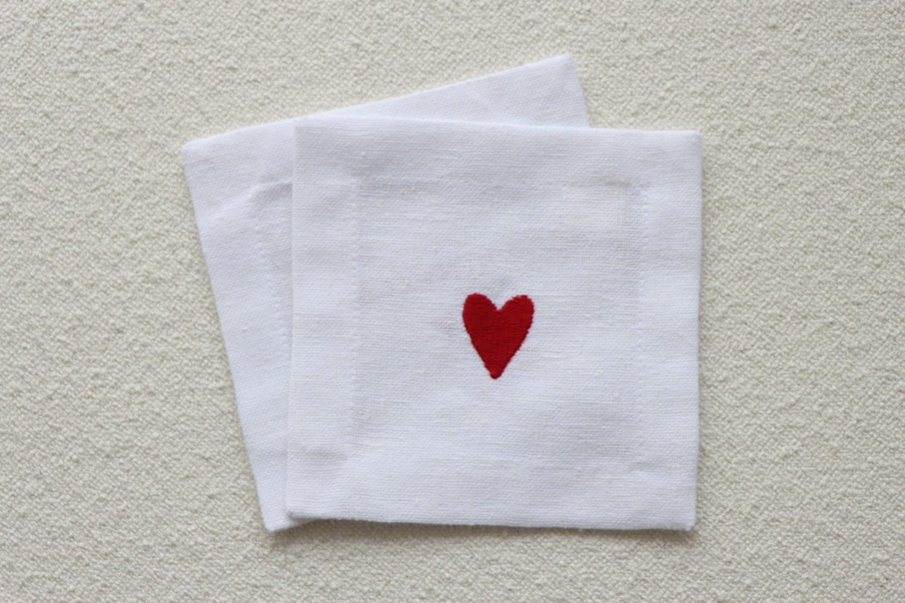 Kalp Nakışlı Bardak Altlığı 4’lü Set