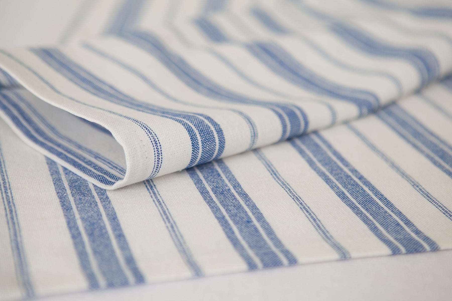 Mavi Çizgili Keten Runner
