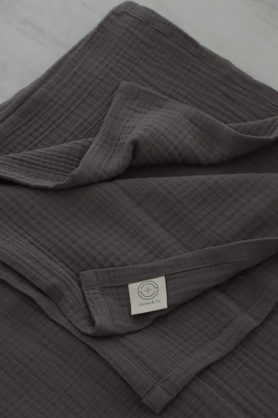 Dört Katlı Füme Renk Müslin Pike