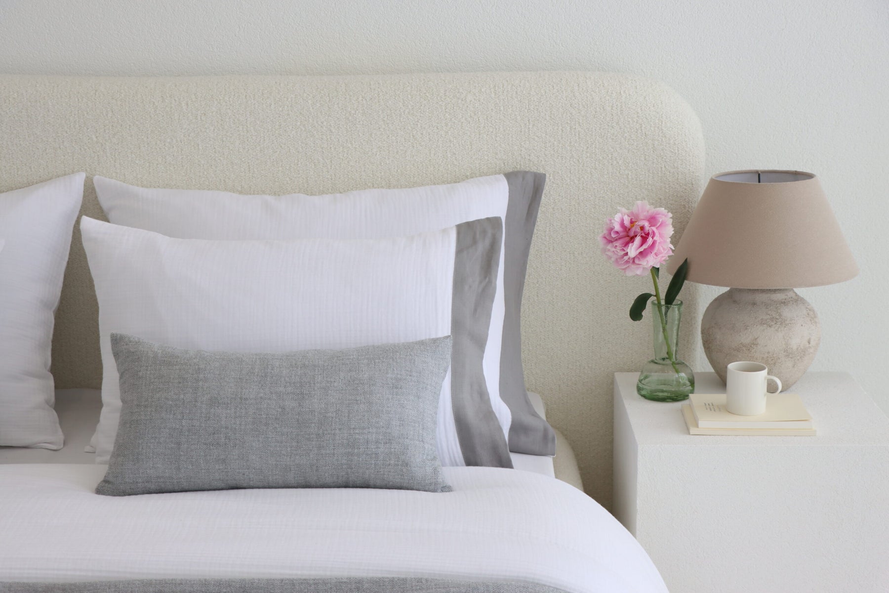 Gri Bordürlü Yastık Kılıfı 2’li Set