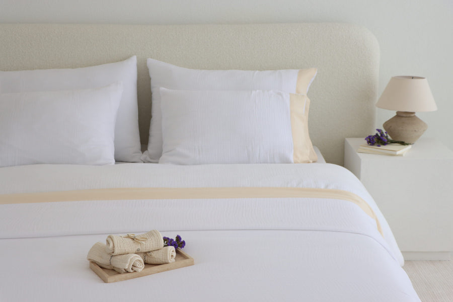 Krem Renkli Bordürlü Müslin Pike