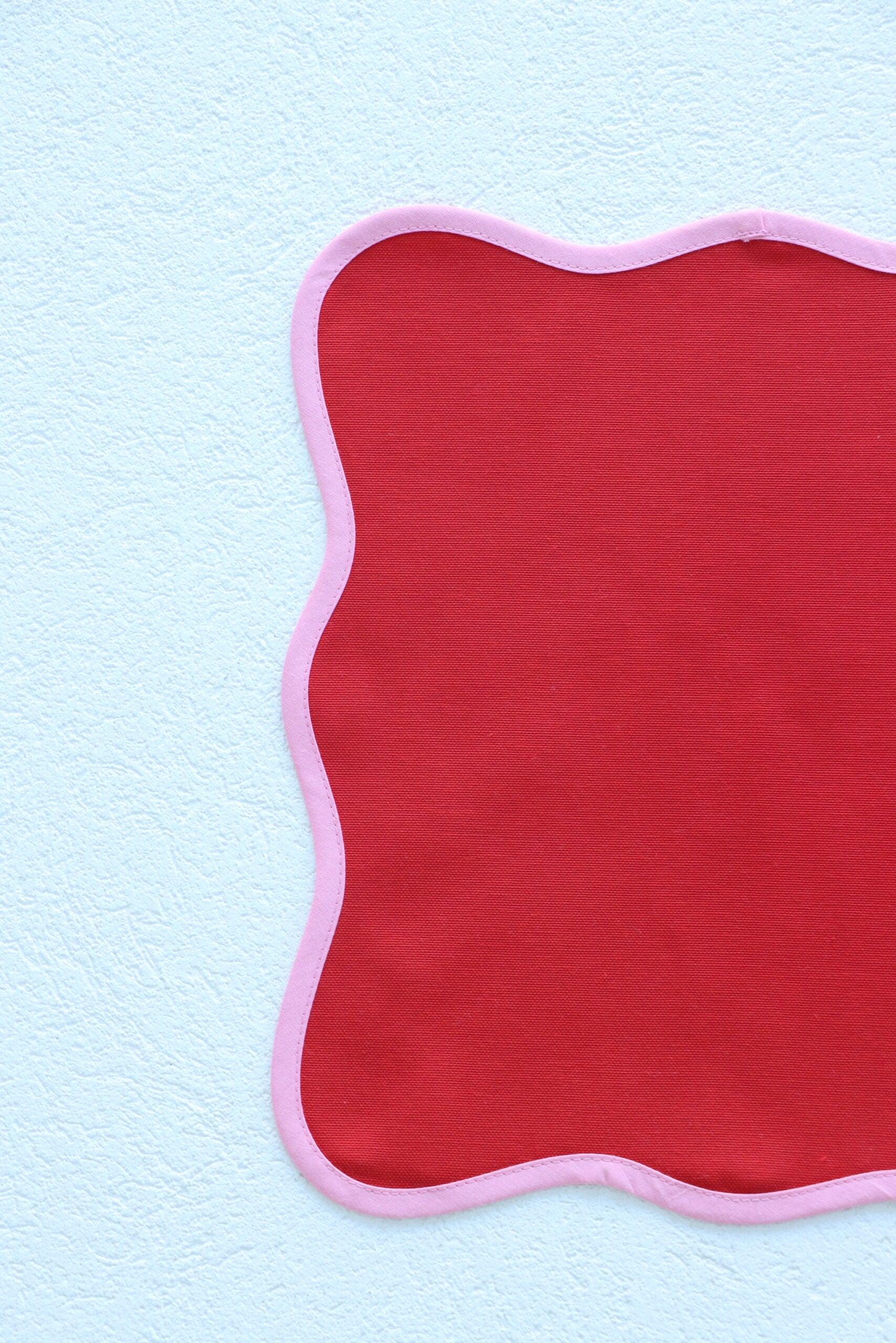 Pembe Biyeli Kırmızı Amerikan Servis 2’li Set