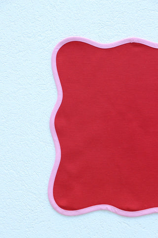 Pembe Biyeli Kırmızı Amerikan Servis 2’li Set