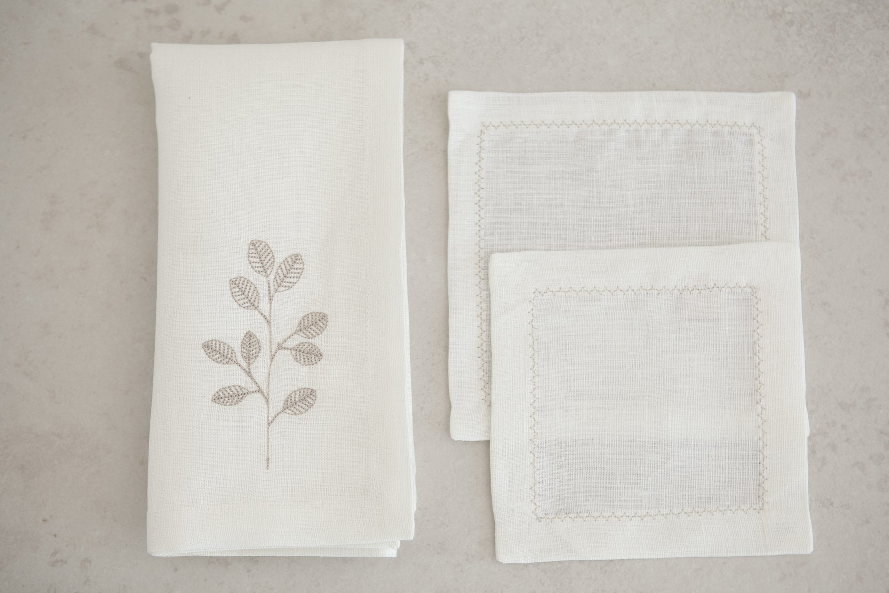 Krem Nakışlı Bardak Altlığı 4’lü Set