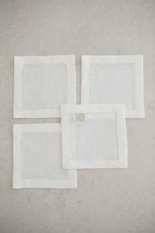 Krem Nakışlı Bardak Altlığı 4’lü Set