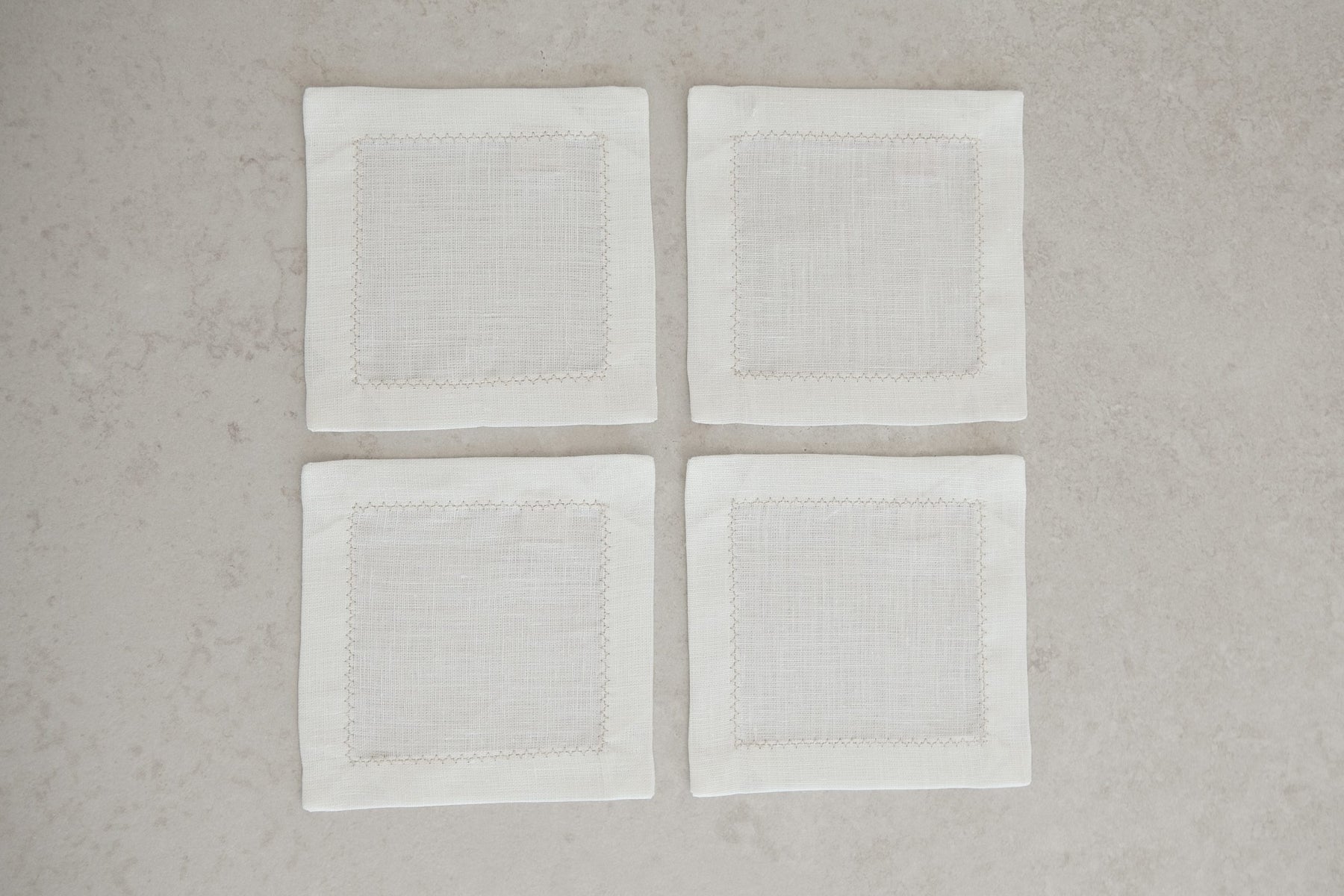 Krem Nakışlı Bardak Altlığı 4’lü Set